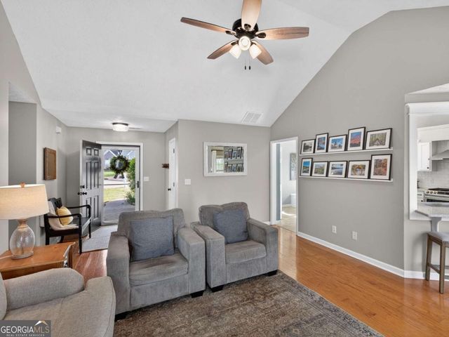 5592 Thistledown Terrace, Sugar Hill, GA 30518