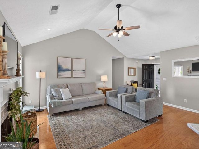 5592 Thistledown Terrace, Sugar Hill, GA 30518