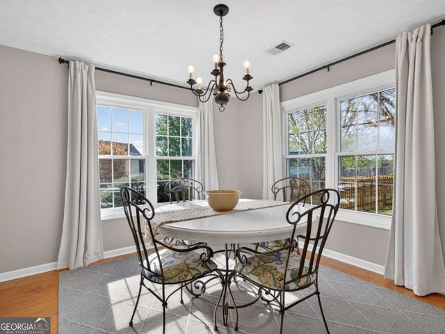 5592 Thistledown Terrace, Sugar Hill, GA 30518