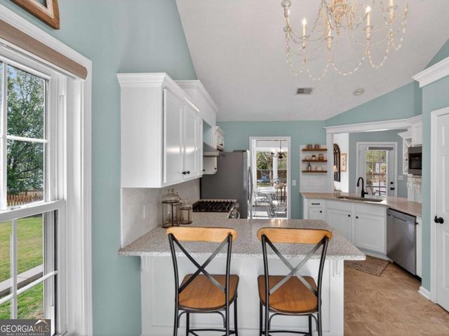 5592 Thistledown Terrace, Sugar Hill, GA 30518