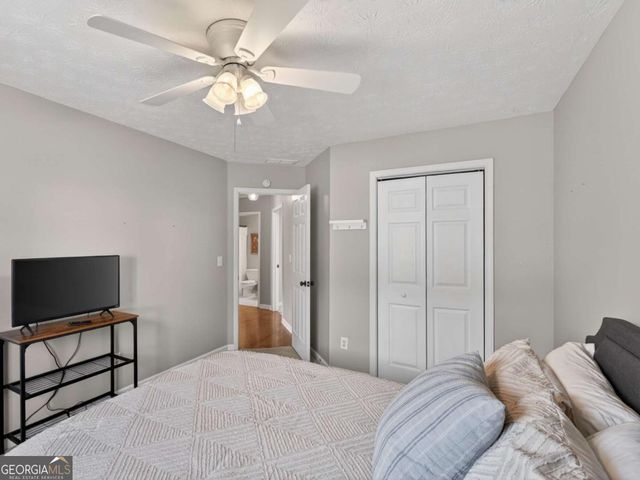 5592 Thistledown Terrace, Sugar Hill, GA 30518