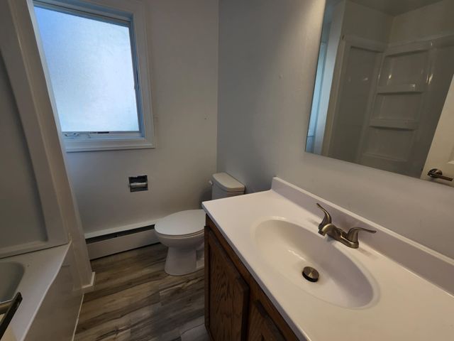 516 SW Summit, Minot, ND 58701