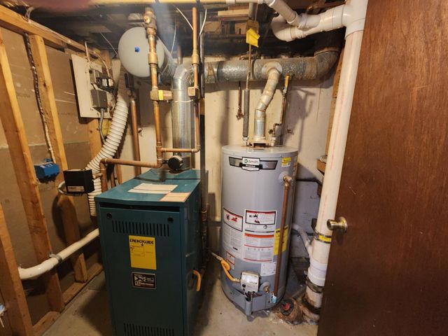 516 SW Summit, Minot, ND 58701