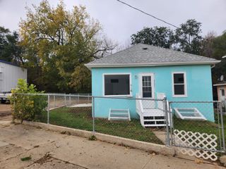 516 SW Summit, Minot, ND 58701