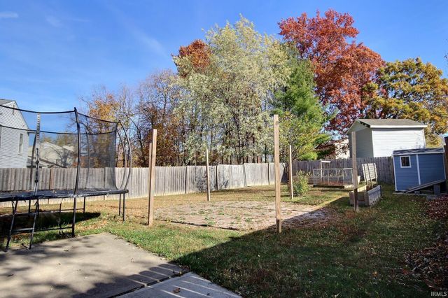 6618 Wood Rim Run, Fort Wayne, IN 46825