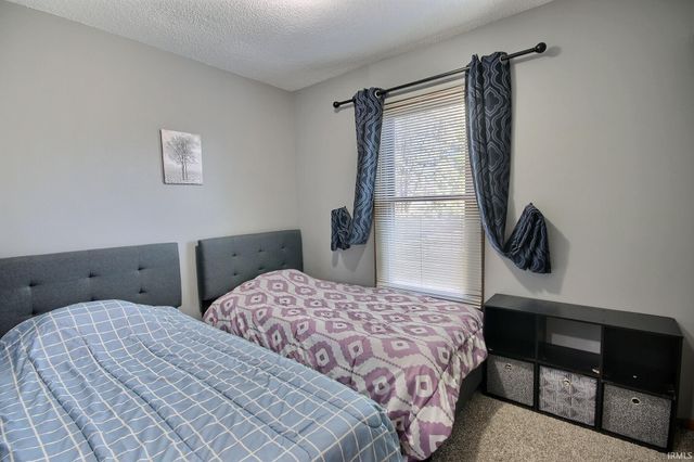 6618 Wood Rim Run, Fort Wayne, IN 46825