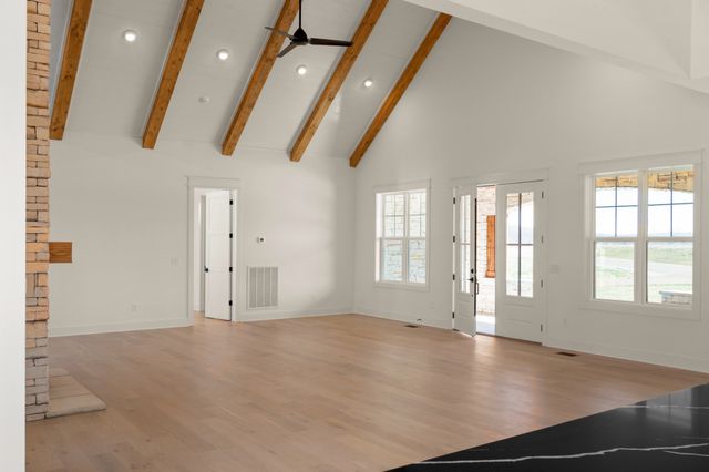 959 Fanning Bend Dr, Winchester, TN 37398