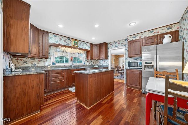 119 N College Street, Youngsville, NC 27596