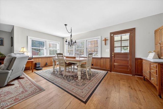 119 N College Street, Youngsville, NC 27596