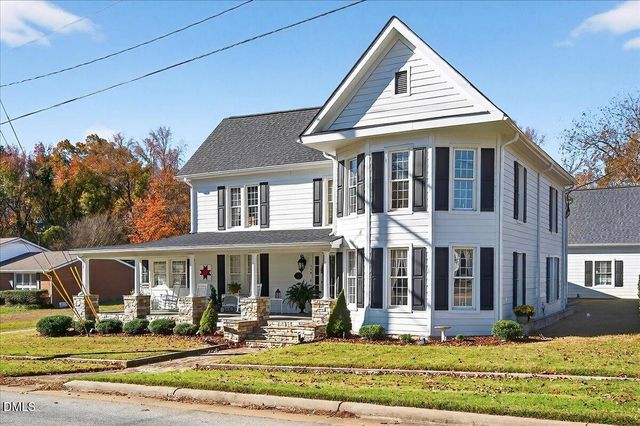 119 N College Street, Youngsville, NC 27596