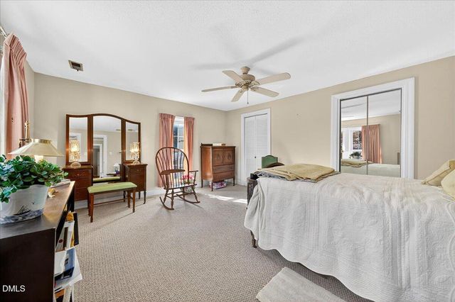 119 N College Street, Youngsville, NC 27596