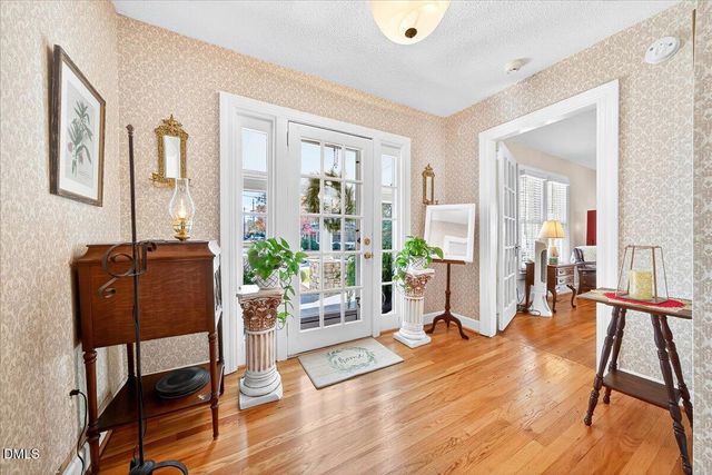 119 N College Street, Youngsville, NC 27596