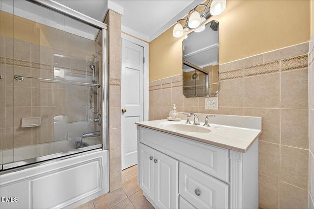 119 N College Street, Youngsville, NC 27596