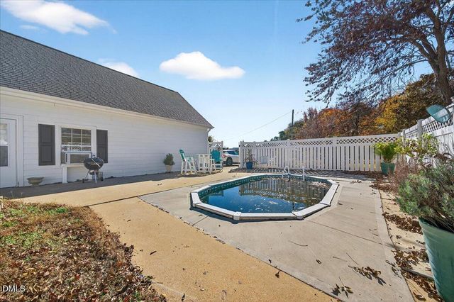 119 N College Street, Youngsville, NC 27596