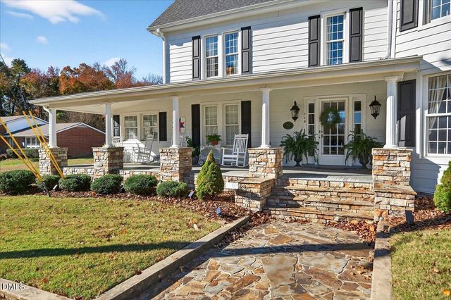 119 N College Street, Youngsville, NC 27596