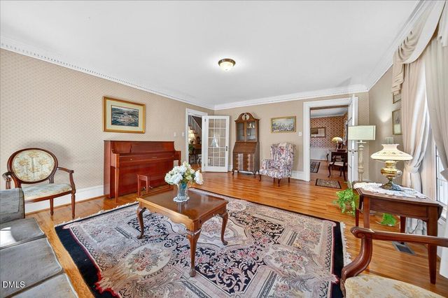 119 N College Street, Youngsville, NC 27596