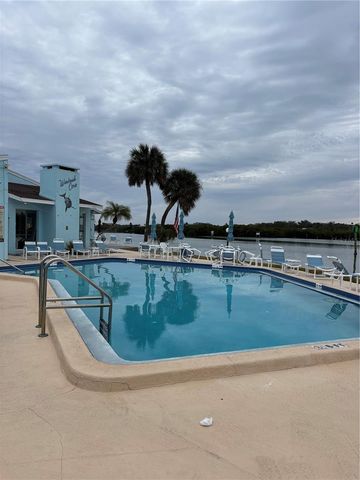 1 WINDRUSH BOULEVARD 24, Indian Rocks Beach, FL 33785