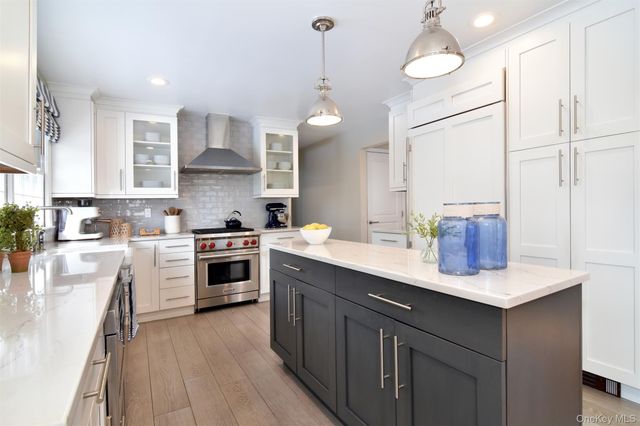 81 N Broadway, Irvington, NY 10533