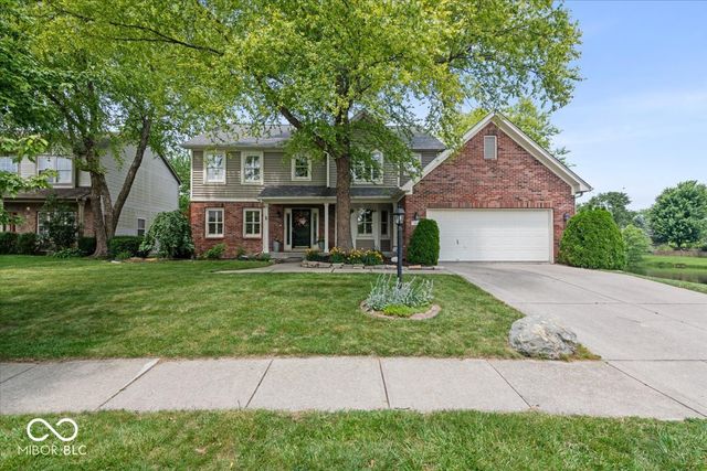 10480 Greenway Drive, Fishers, IN 46037