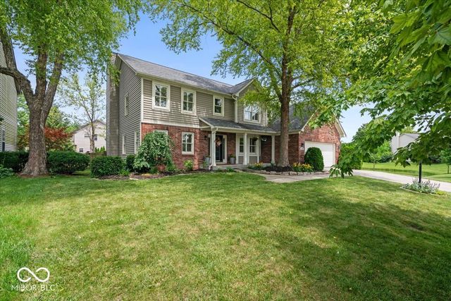10480 Greenway Drive, Fishers, IN 46037