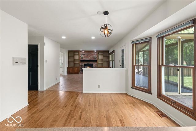 10480 Greenway Drive, Fishers, IN 46037