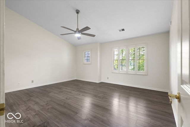 10480 Greenway Drive, Fishers, IN 46037