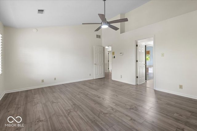 10480 Greenway Drive, Fishers, IN 46037