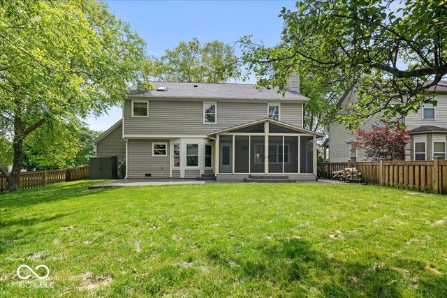 10480 Greenway Drive, Fishers, IN 46037