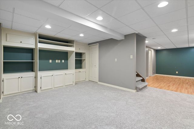 10480 Greenway Drive, Fishers, IN 46037
