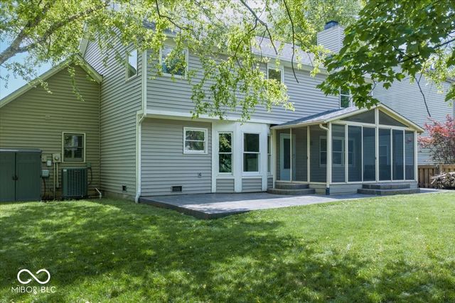 10480 Greenway Drive, Fishers, IN 46037