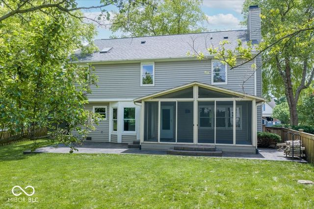 10480 Greenway Drive, Fishers, IN 46037