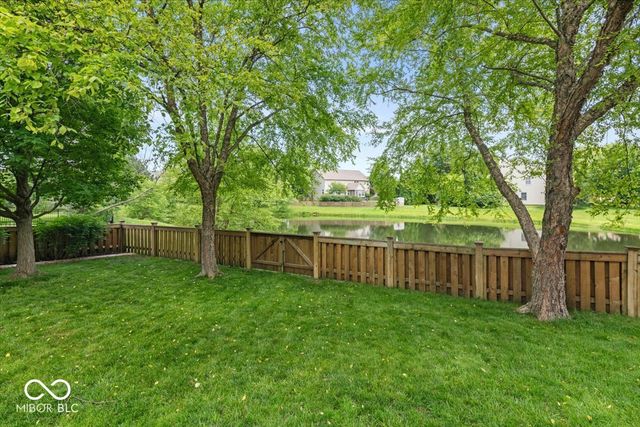 10480 Greenway Drive, Fishers, IN 46037
