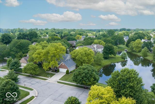 10480 Greenway Drive, Fishers, IN 46037