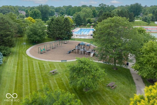 10480 Greenway Drive, Fishers, IN 46037