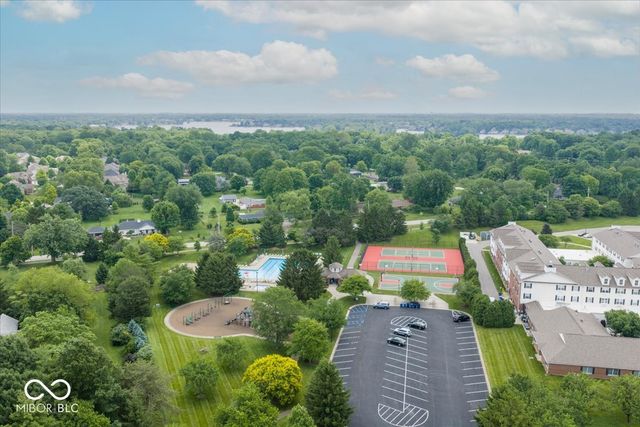 10480 Greenway Drive, Fishers, IN 46037