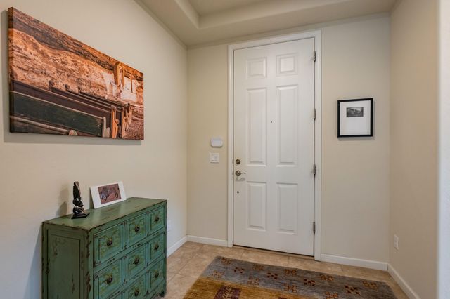 9256 Bear Lake Way NW, Albuquerque, NM 87120