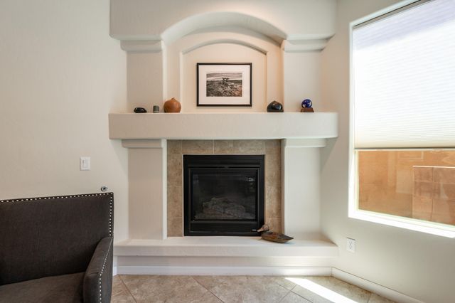 9256 Bear Lake Way NW, Albuquerque, NM 87120