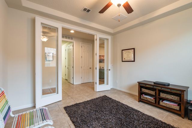 9256 Bear Lake Way NW, Albuquerque, NM 87120