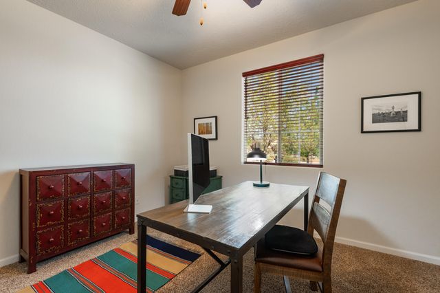 9256 Bear Lake Way NW, Albuquerque, NM 87120