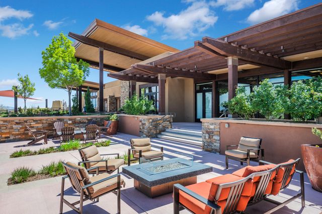 9256 Bear Lake Way NW, Albuquerque, NM 87120