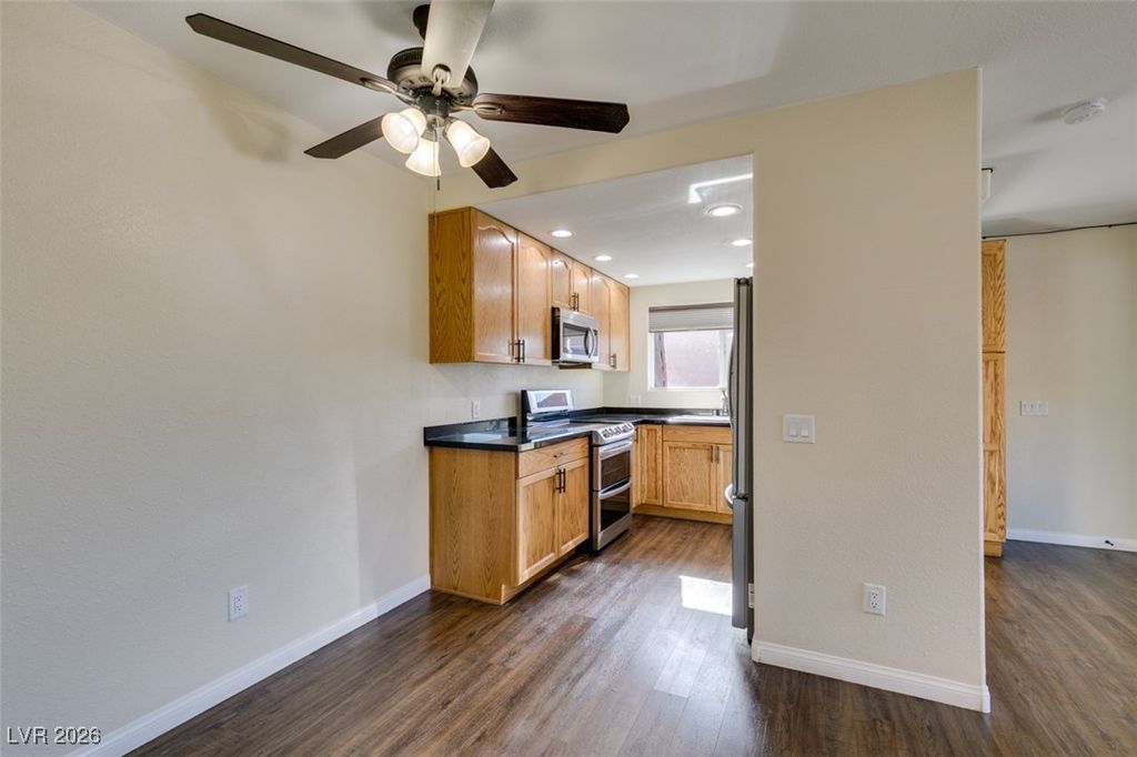 Image 13 of property listing at 4626 Grand Drive 4, Las Vegas, NV 89169