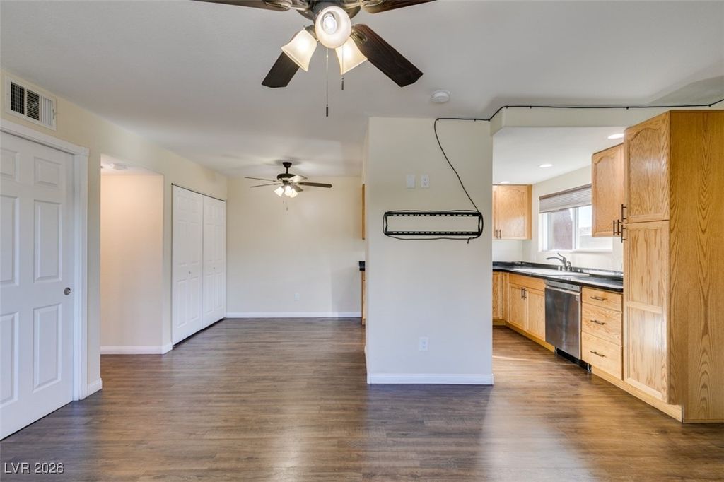 Image 15 of property listing at 4626 Grand Drive 4, Las Vegas, NV 89169