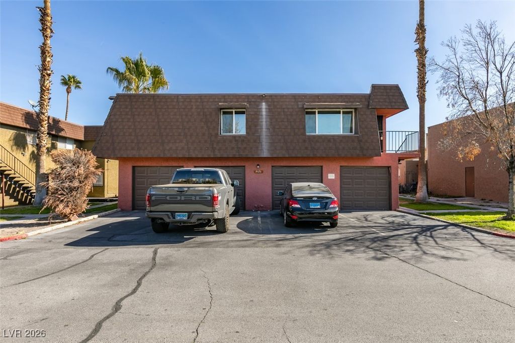 Image 2 of property listing at 4626 Grand Drive 4, Las Vegas, NV 89169