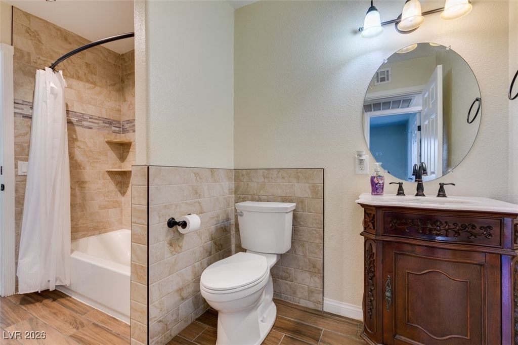 Image 34 of property listing at 4626 Grand Drive 4, Las Vegas, NV 89169