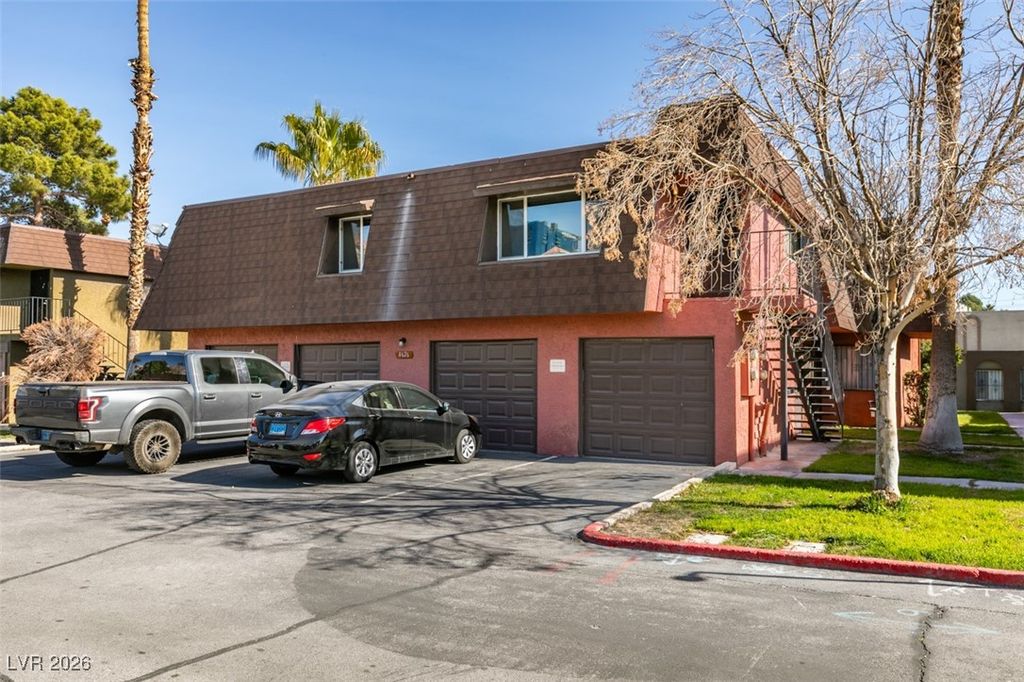 Image 36 of property listing at 4626 Grand Drive 4, Las Vegas, NV 89169