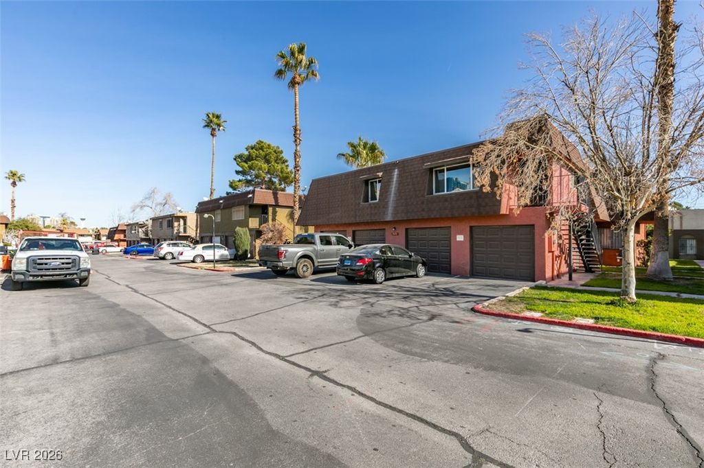 Image 37 of property listing at 4626 Grand Drive 4, Las Vegas, NV 89169
