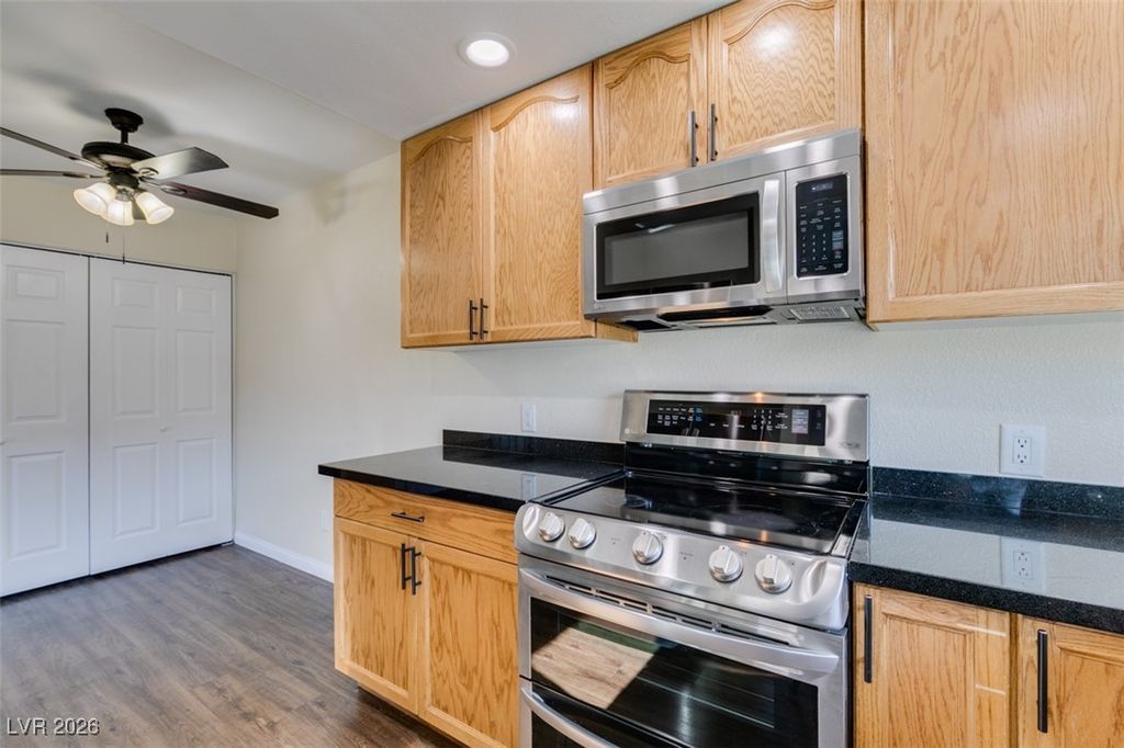 Image 4 of property listing at 4626 Grand Drive 4, Las Vegas, NV 89169