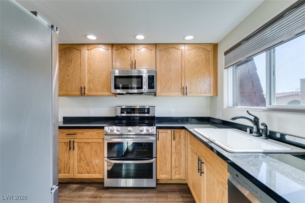 Image 6 of property listing at 4626 Grand Drive 4, Las Vegas, NV 89169