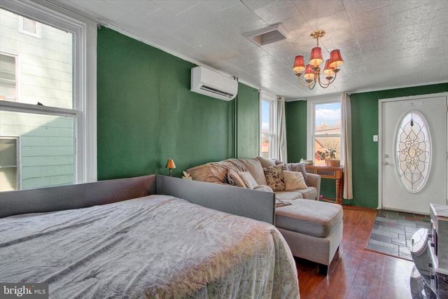 7950 GLENVILLE RD, Glenville, PA 17329