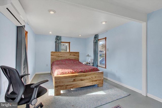 7950 GLENVILLE RD, Glenville, PA 17329